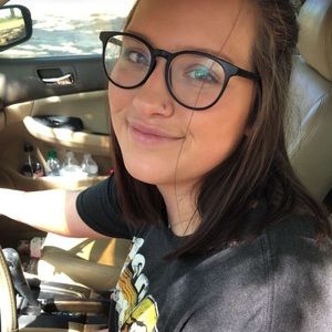 Meet your Posher, Scarlett